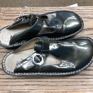 Alegria Comfort Slides 40